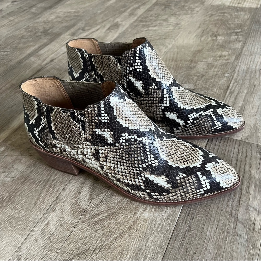 Madewell Sonia Leather Snakeskin Chelsea Booties.